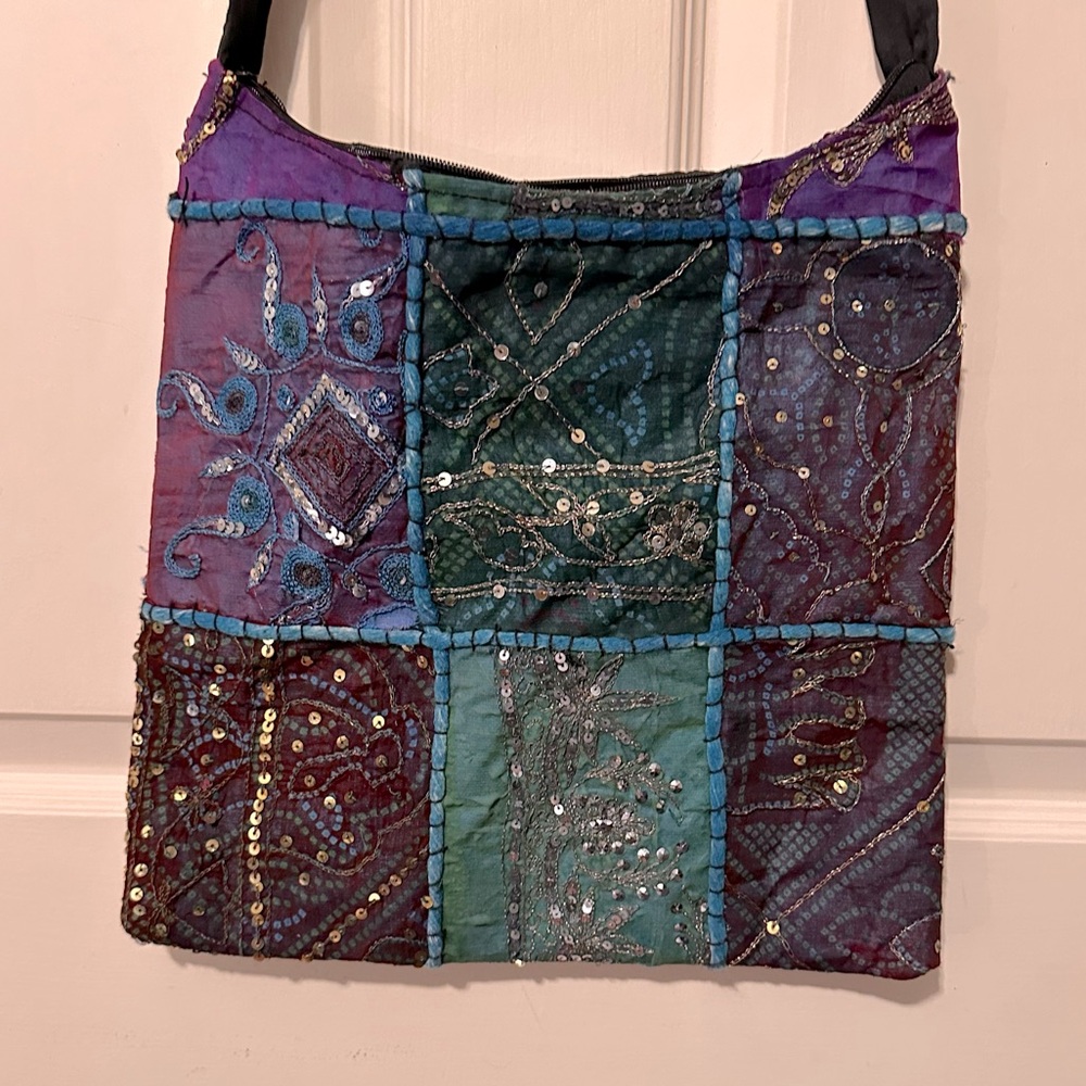 Vintage | Bag | Vintage Shoulder Sari Bag - Picture 4 of 15